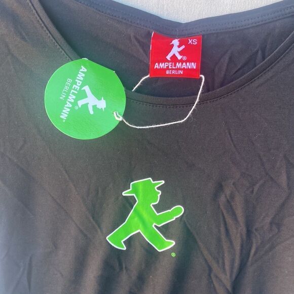 AMPELMANN Berlin Graphics Black Tshirt - Women's XS - Picture 2 of 7